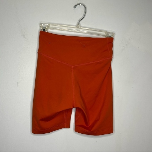 Nike Dri-Fit Size XS 7" Biker Compression Shorts Burnt Orange - Picture 2 of 5